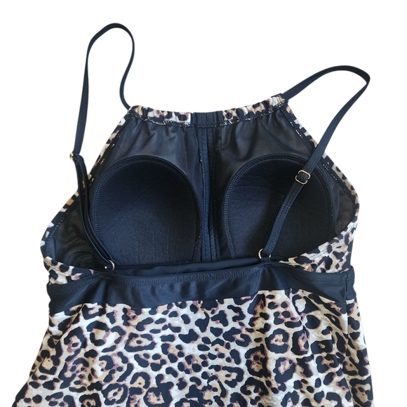 Alisha Levine Leopard Print One Piece Swimsuit - 10 - Picture 5 of 9